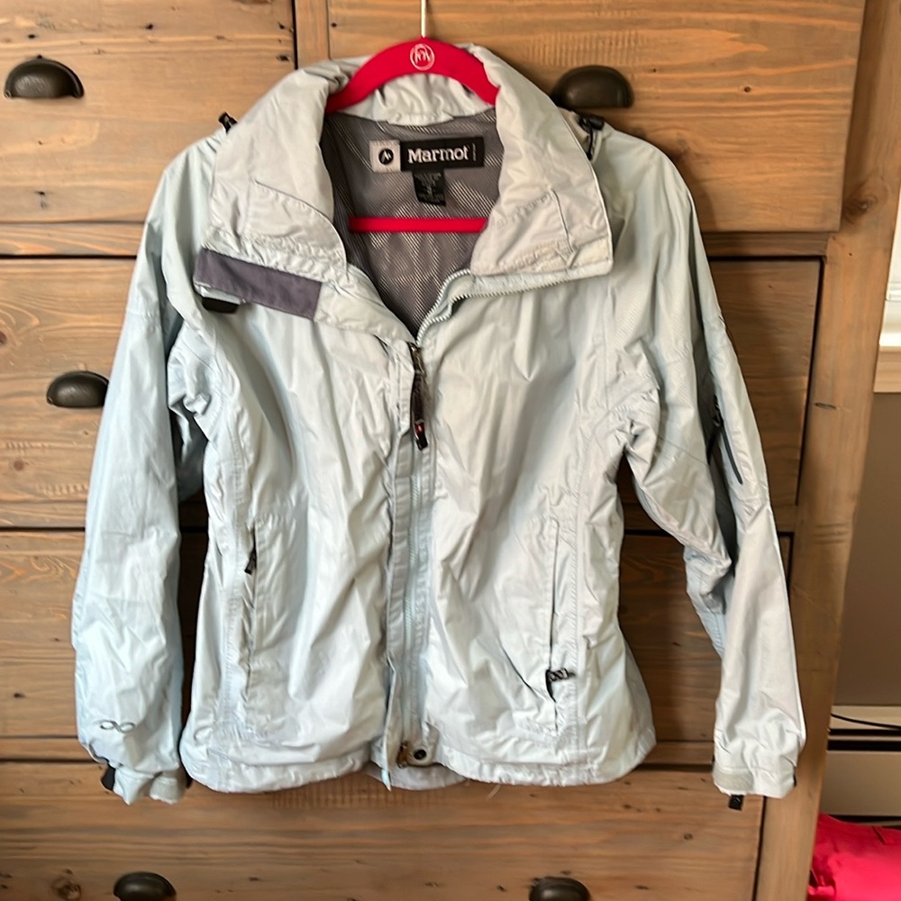 EUC Marmot raincoat sz M
